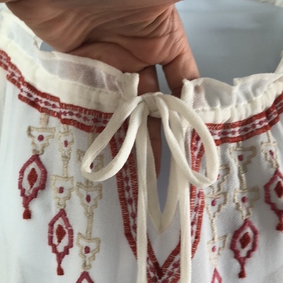 Anthropologie’s Willow & Clay Long Sleeve Blouse Embroidery Size M Bow Tie Top - Picture 10 of 11